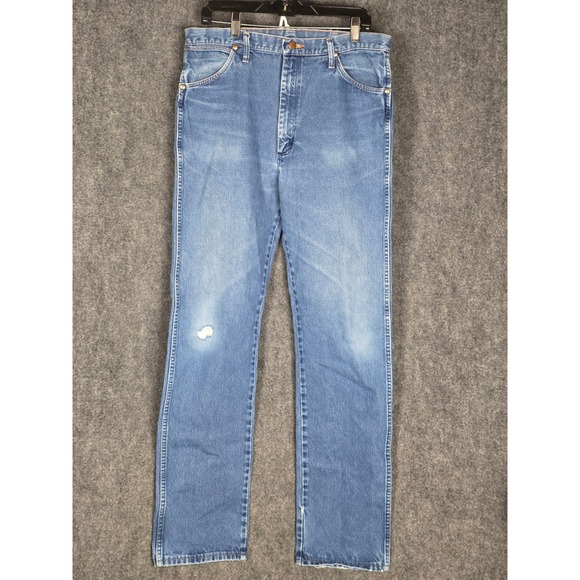 VTG Wrangler Denim Jeans Mens 38x36 Blue Distressed Denim Work Utility Western - Picture 1 of 11